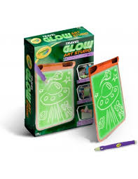 TRAVEL GLOW ART STUDIO